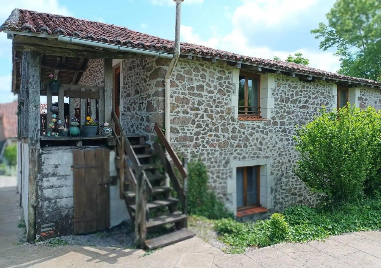 Tranquille Vienne Gites A Chirac Dept Charente Ngoại thất bức ảnh