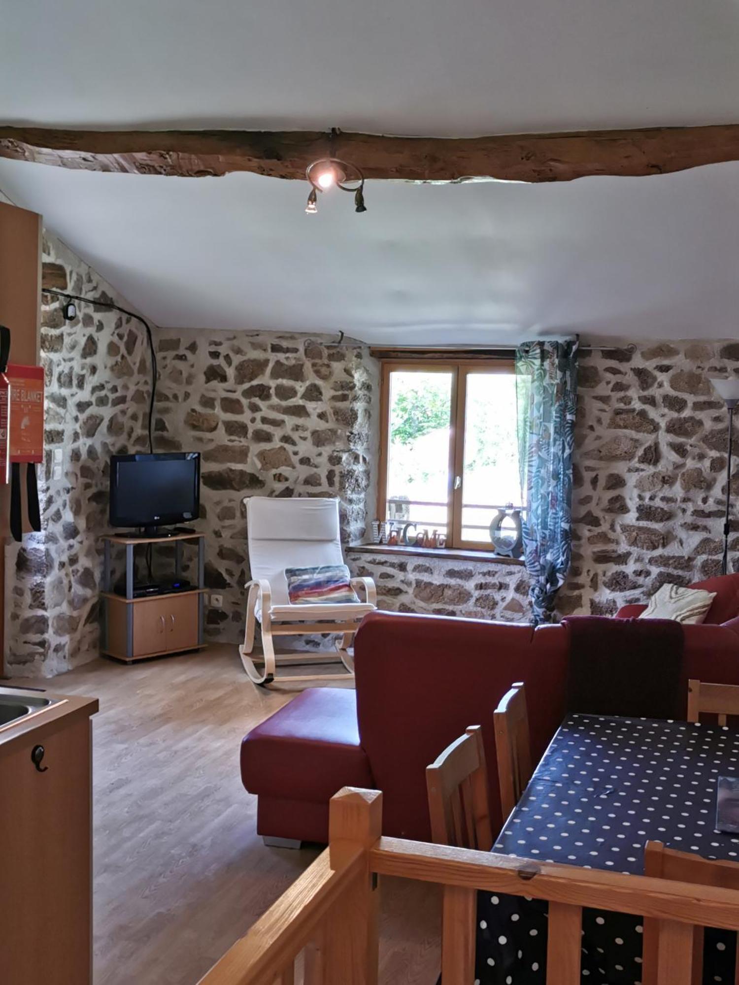 Tranquille Vienne Gites A Chirac Dept Charente Ngoại thất bức ảnh