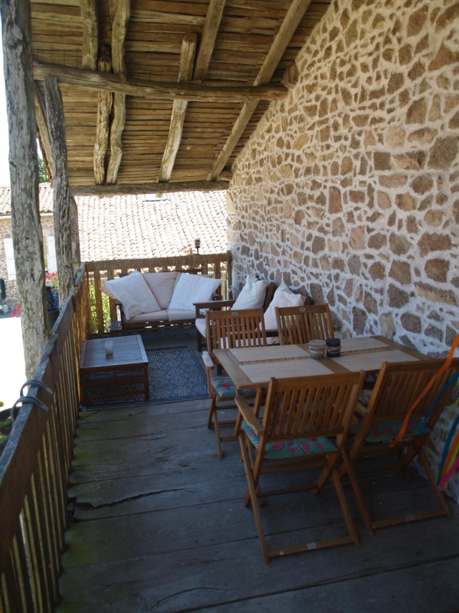 Tranquille Vienne Gites A Chirac Dept Charente Ngoại thất bức ảnh