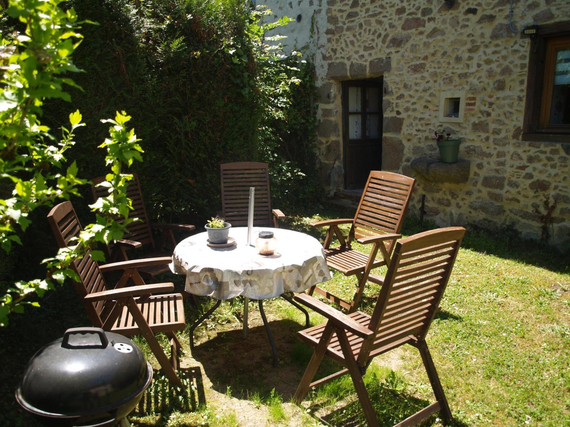 Tranquille Vienne Gites A Chirac Dept Charente Ngoại thất bức ảnh