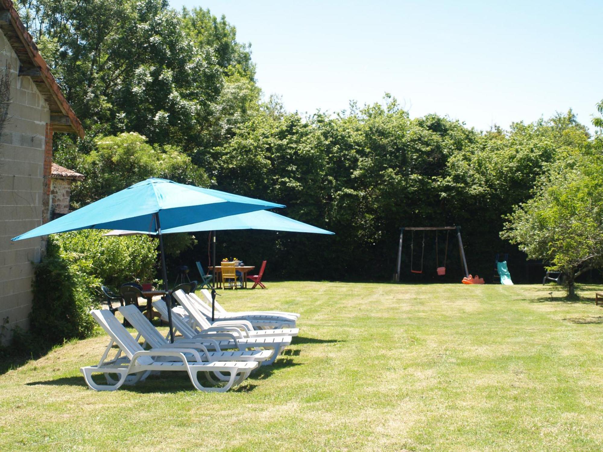 Tranquille Vienne Gites A Chirac Dept Charente Ngoại thất bức ảnh